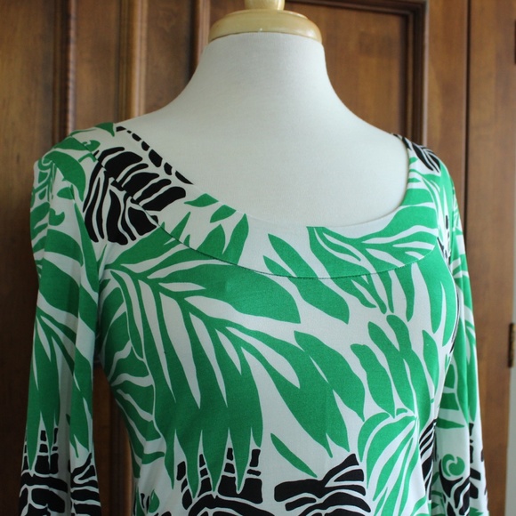 Diane Von Furstenberg Aggie Mini Shift Dress Size 6 100% Silk Gently Worn - Picture 5 of 7